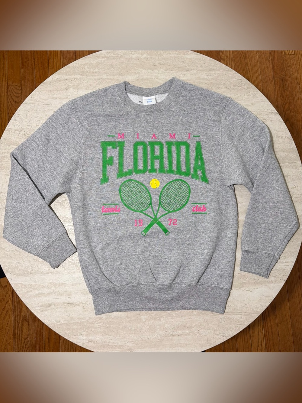 Revelation Little Girl Sweatshirt *M (10)